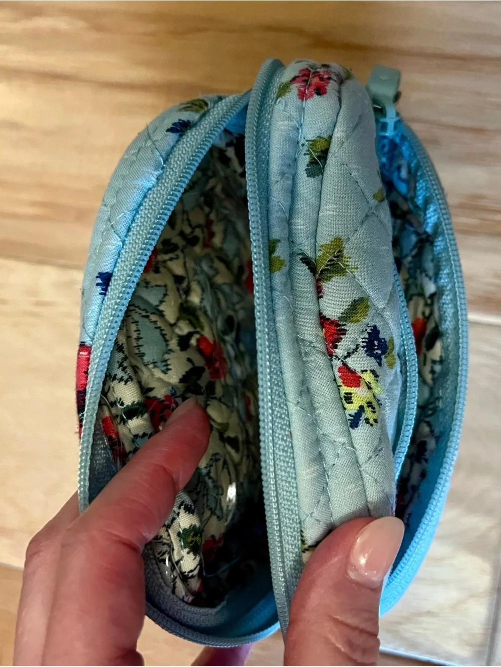 Vera Bradley Small Cosmetic Bag “Water Bouquet”